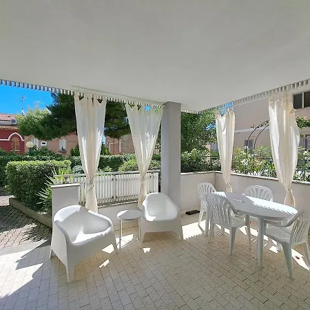 In The Heart Of Marina *