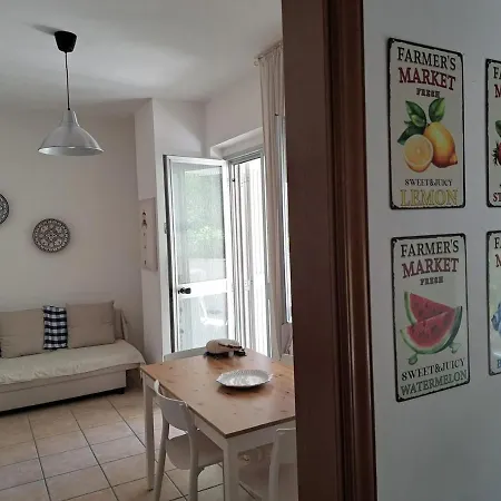 Appartement In The Heart Of Marina *